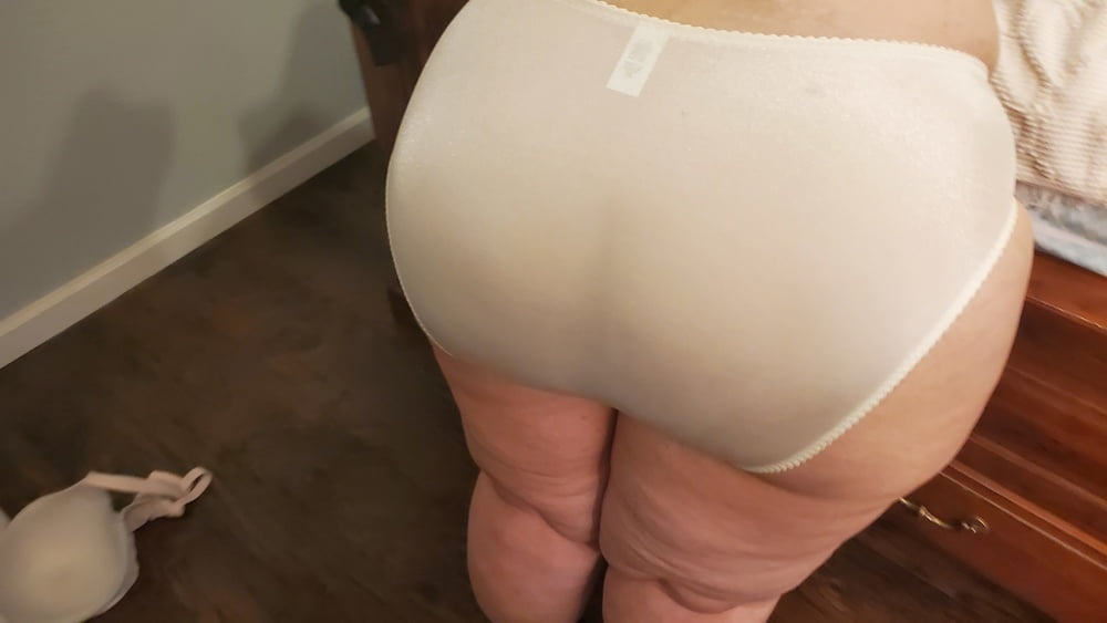 Neue Dessous Fotos
 #81175580