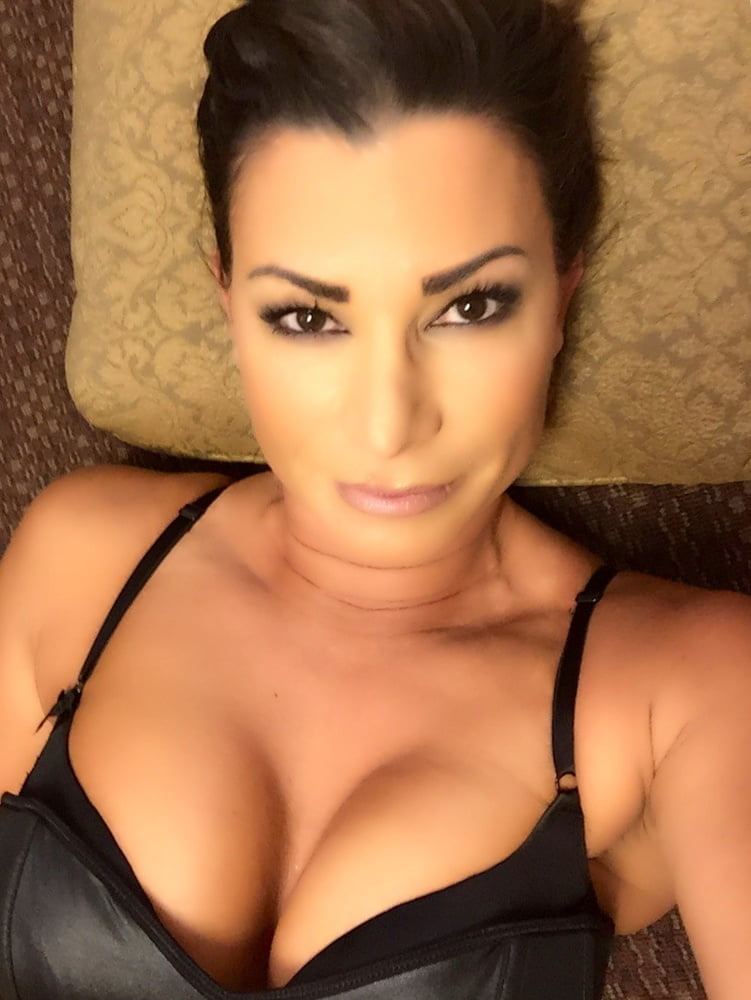 Victoria (Sexy WWE Star) #96455759