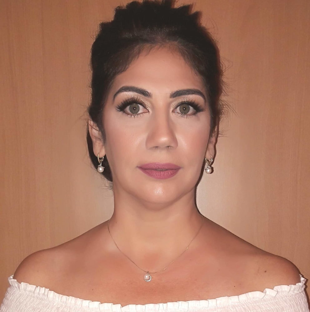 フェイスブックの女性たち
 #97933925