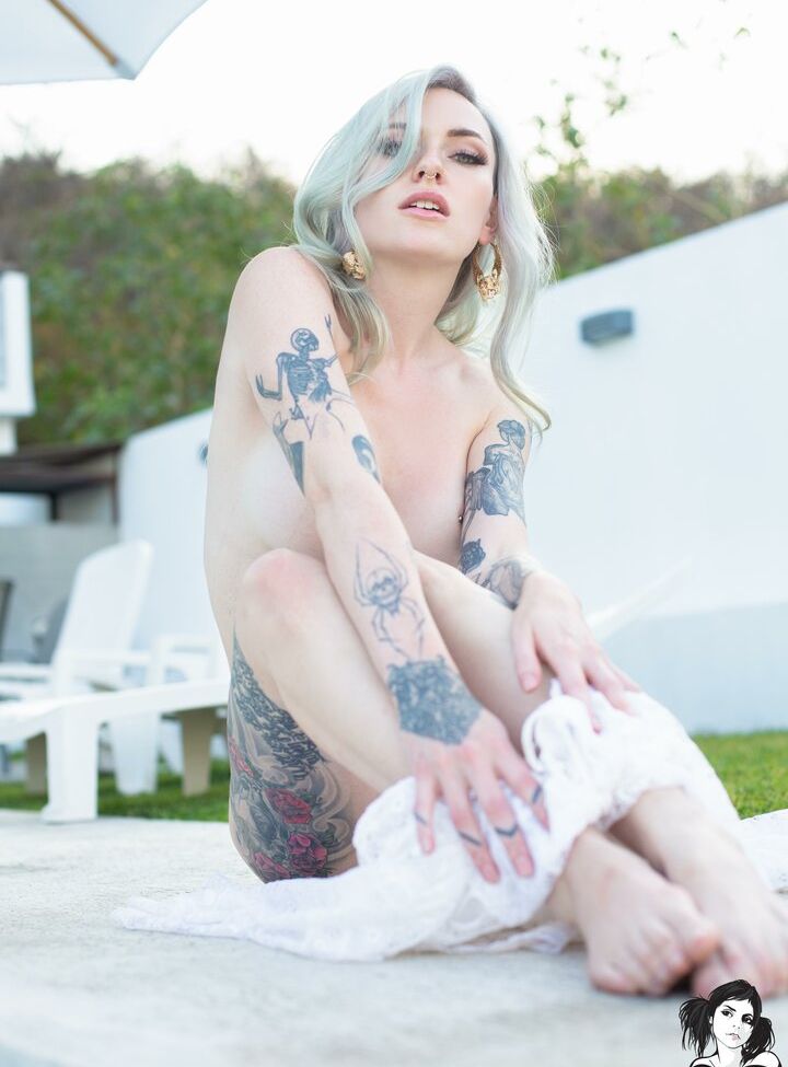 Itstorro nude #109858489