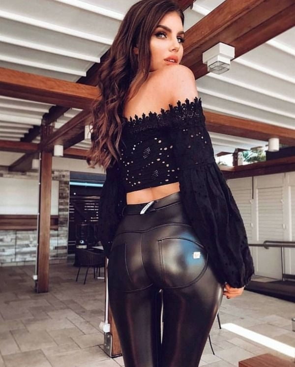 latex &amp; skin #92944377