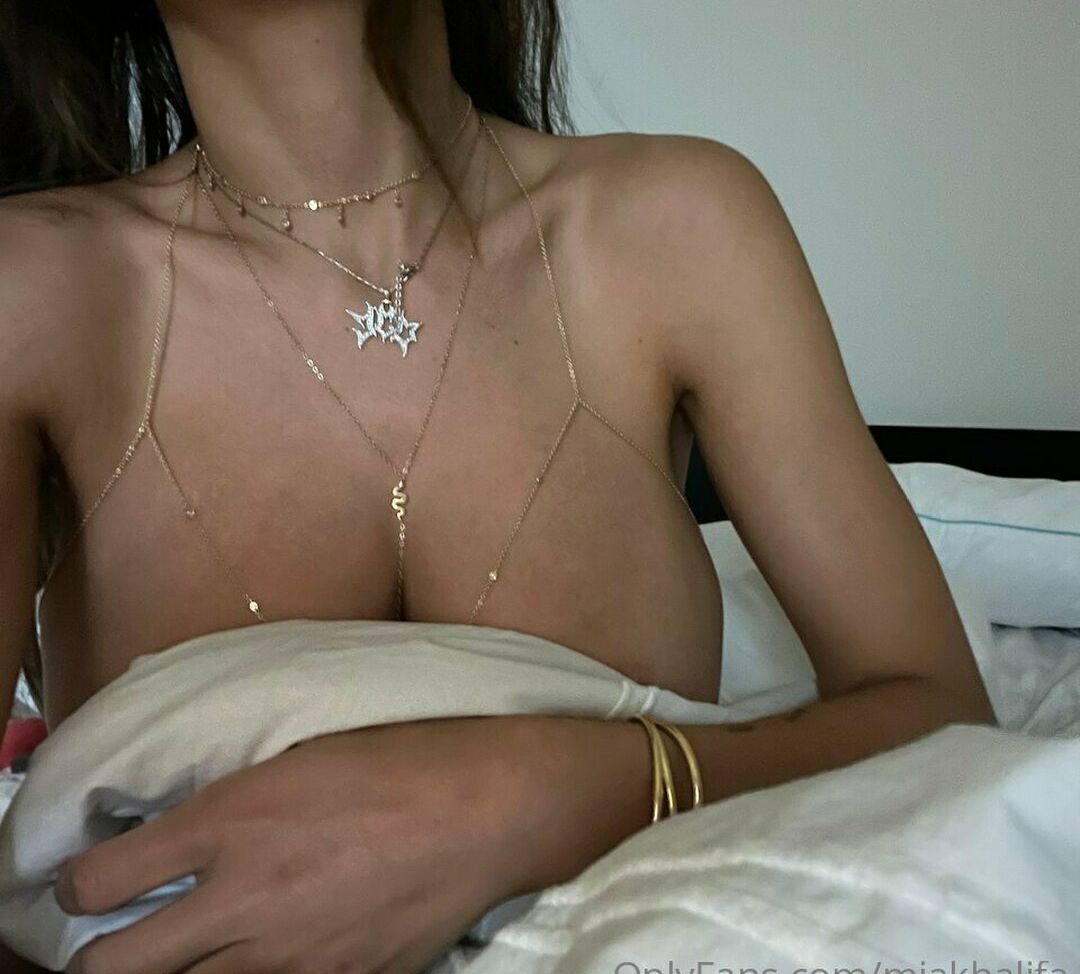 Mia Khalifa nude #107489196