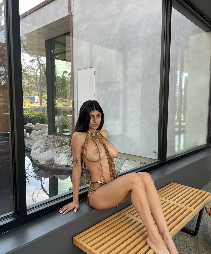 Mia Khalifa nude #107489297