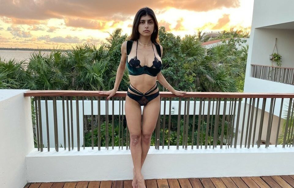 Mia Khalifa nude #107489310