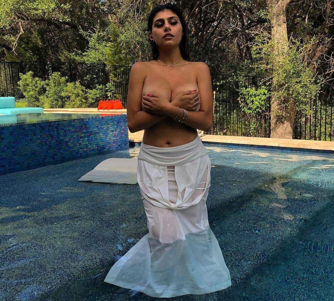 Mia Khalifa nue #107489518