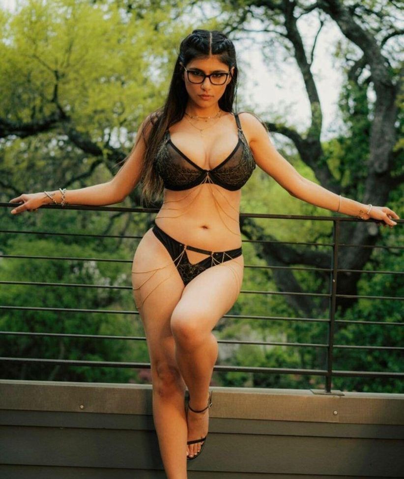 Mia Khalifa nude #107489653