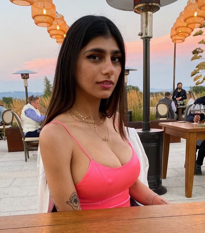 Mia Khalifa nude #107489904
