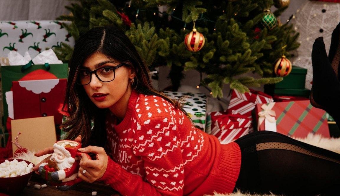 Mia Khalifa nude #107489985