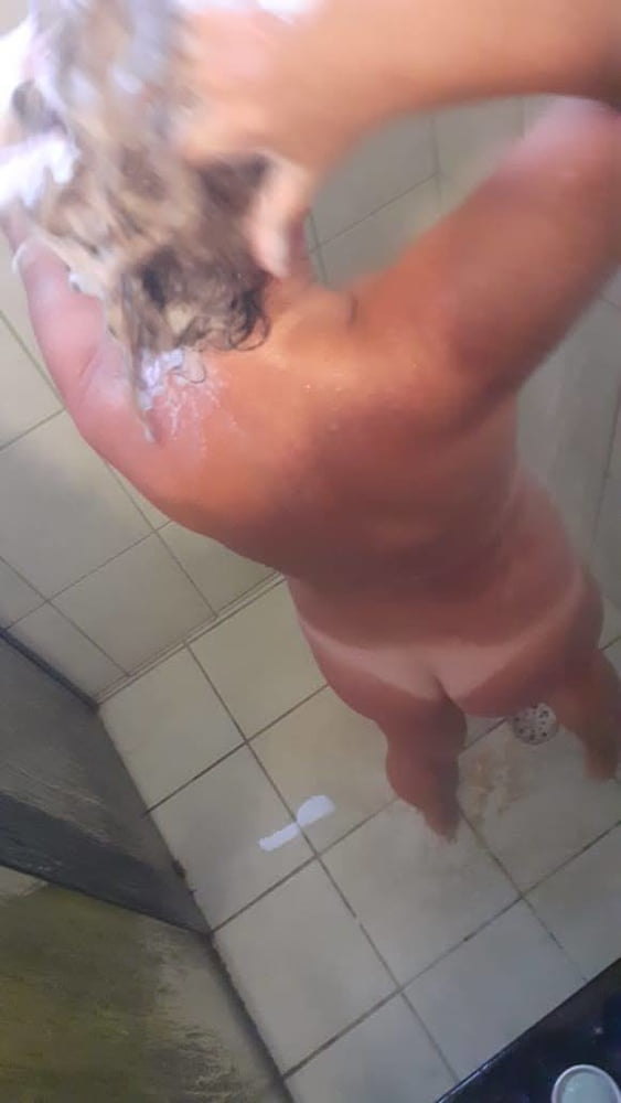 Putas casadas
 #89949340
