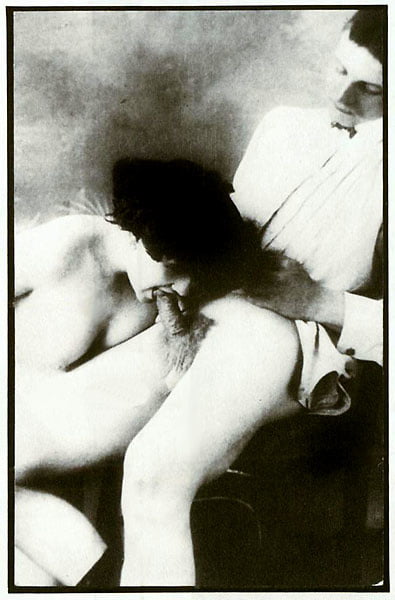 1901年から1930年のヴィンテージ・ポルノ写真
 #95705621