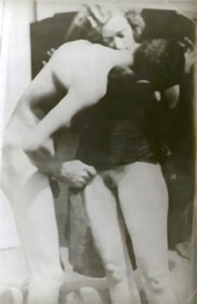 1901年から1930年のヴィンテージ・ポルノ写真
 #95705636