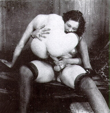 1901年から1930年のヴィンテージ・ポルノ写真
 #95705638