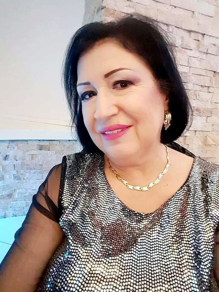 Facebook milfs #102506068