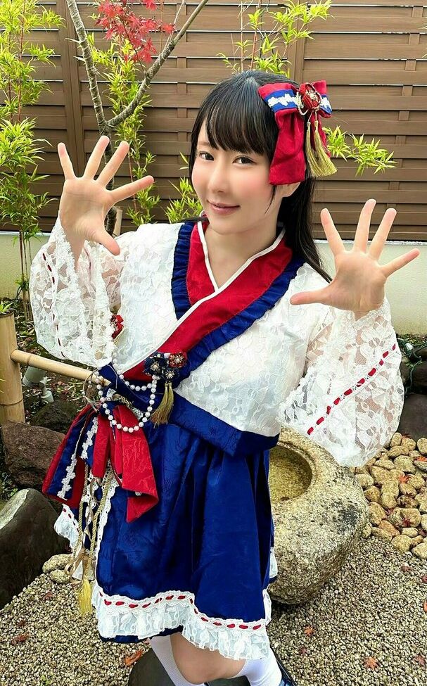 Lunaamemiya desnuda #108942610