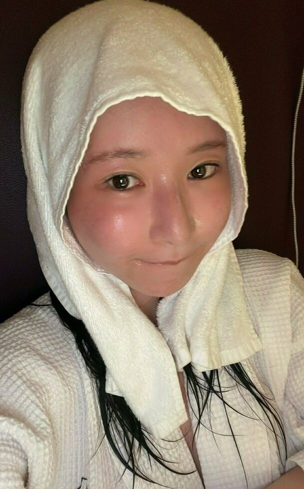 Lunaamemiya desnuda #108942641