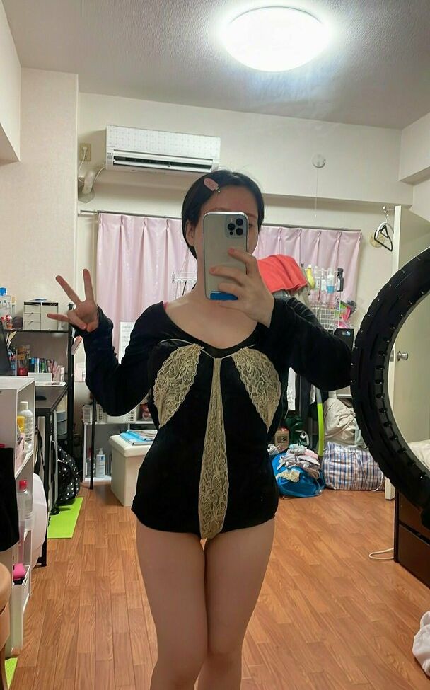 Lunaamemiya desnuda #108942653