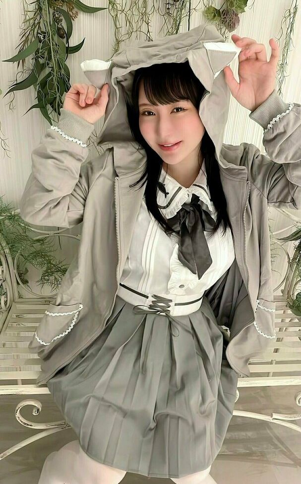 Lunaamemiya desnuda #108942662