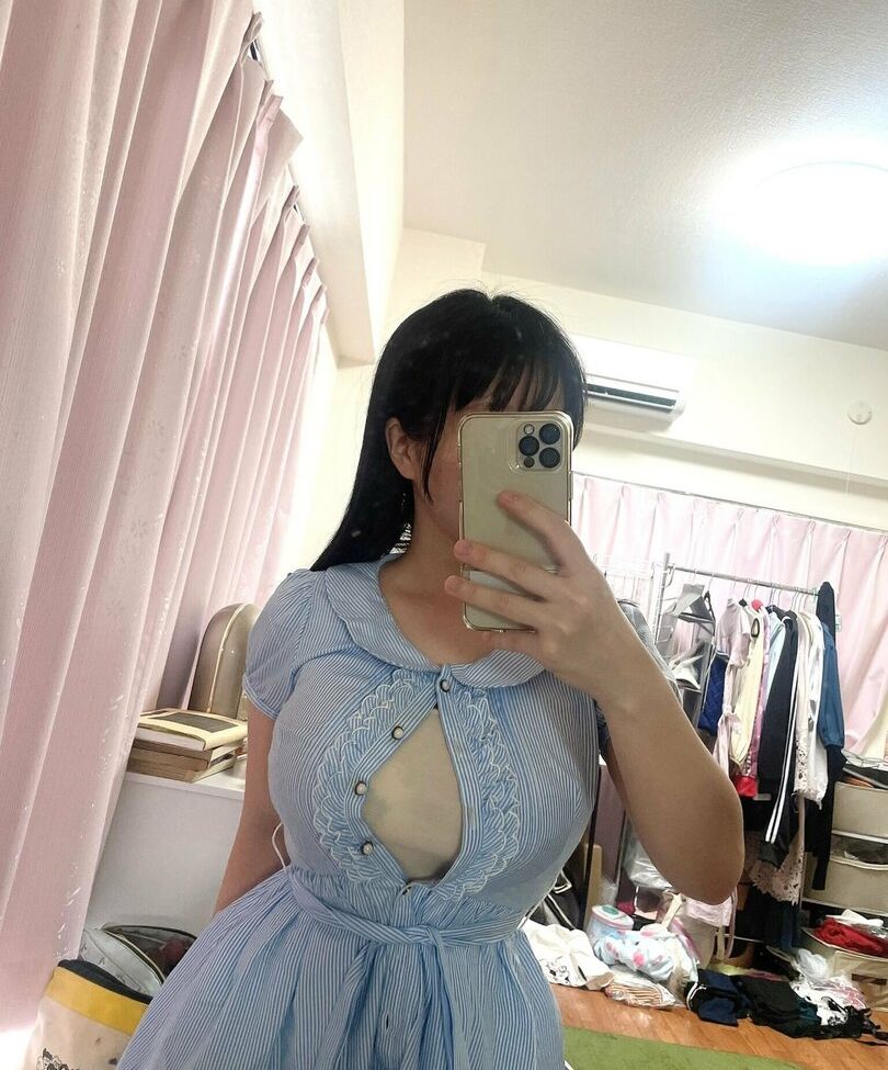 Lunaamemiya desnuda #108942904