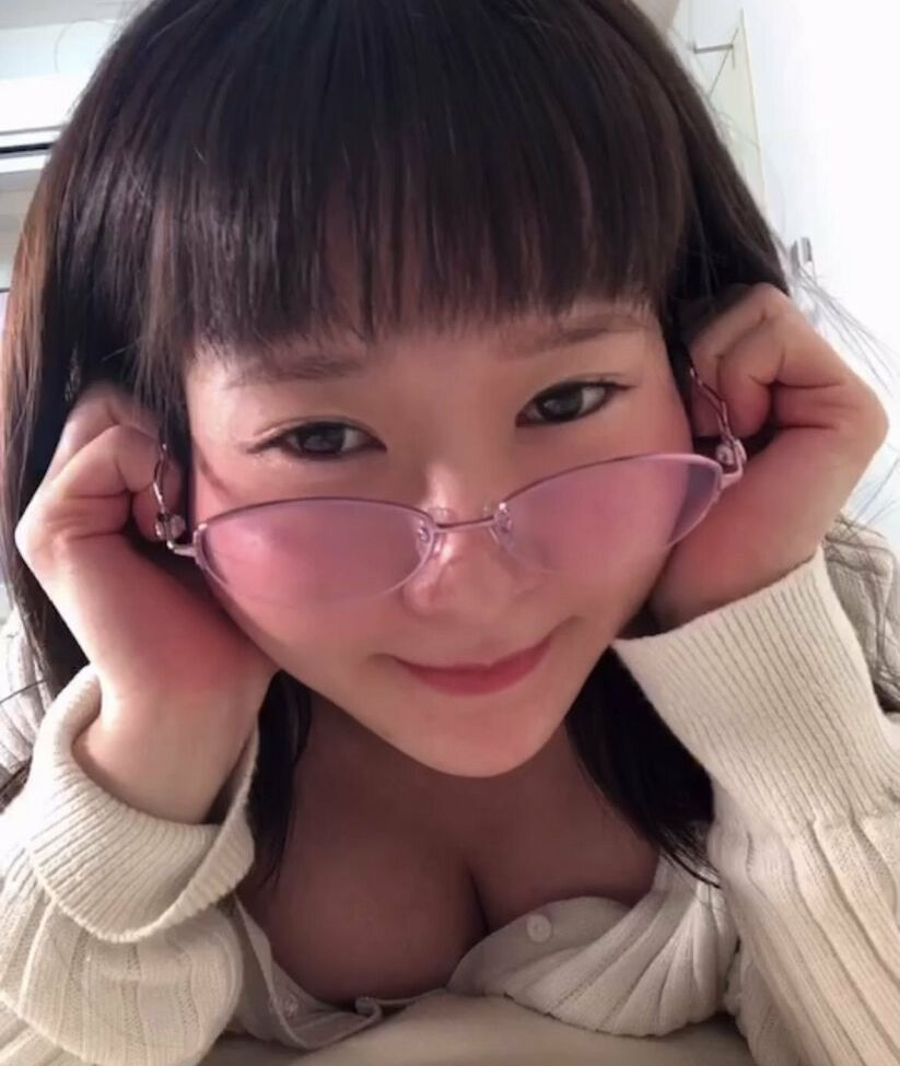 Lunaamemiya desnuda #108942971