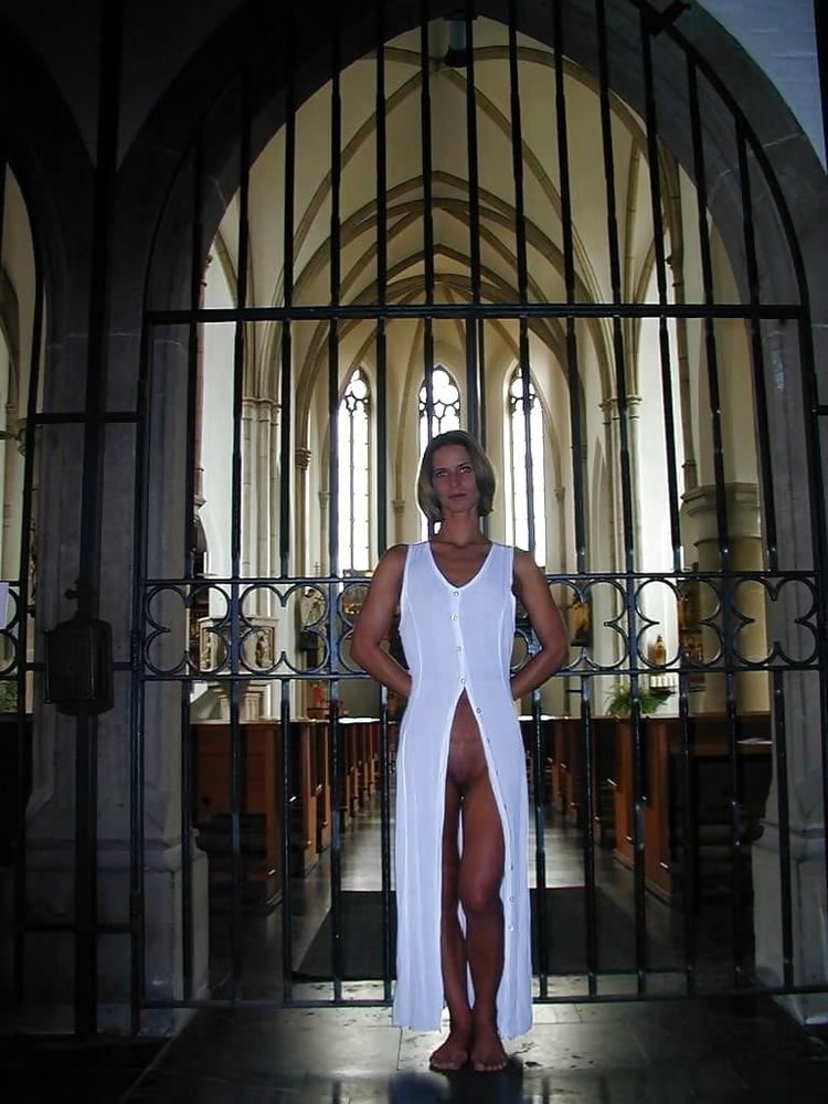 Exposing the Goods #91692745