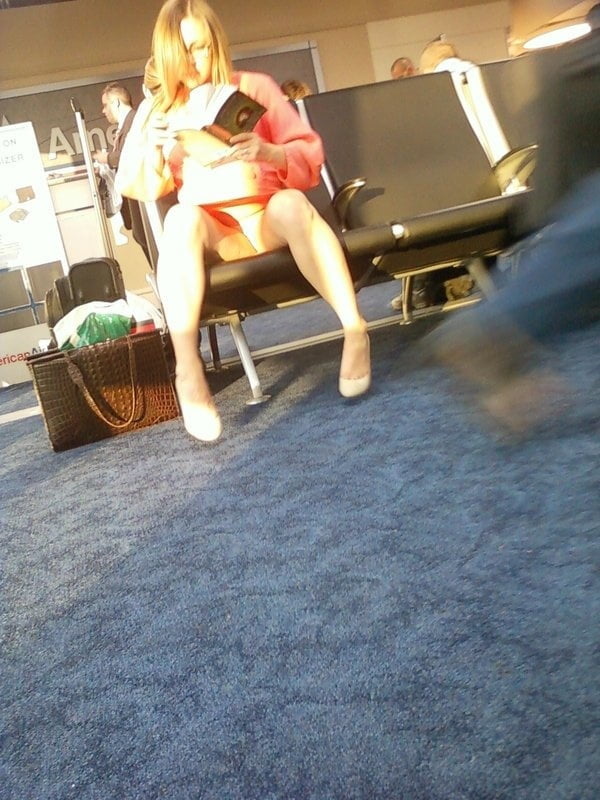 Exposing the Goods #91692766