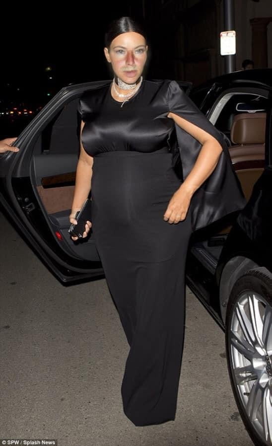 Sexy Pregnant Celebrity Model Marisa Kardashian #94552440