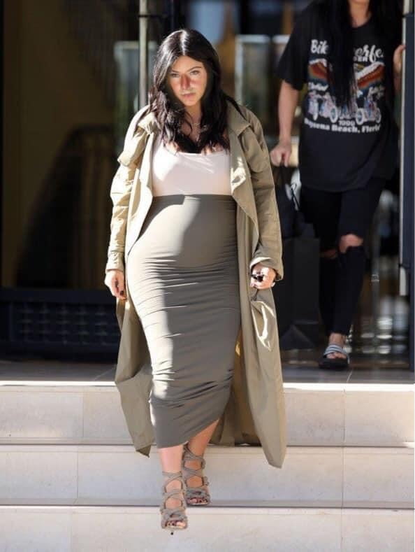 Sexy Pregnant Celebrity Model Marisa Kardashian #94552479