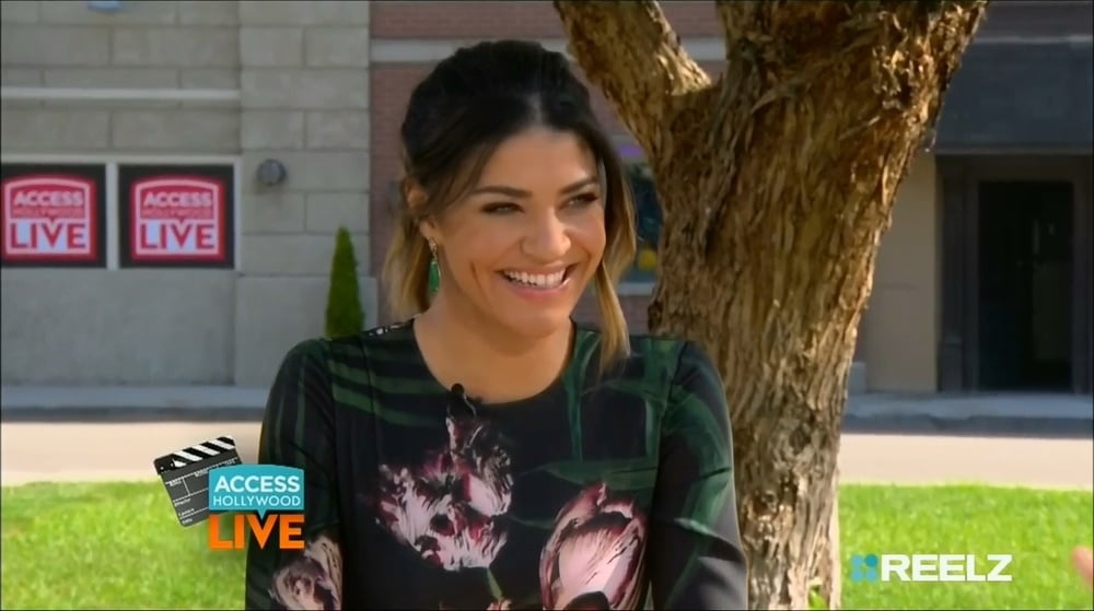 Jessica szohr cravings box
 #81031039