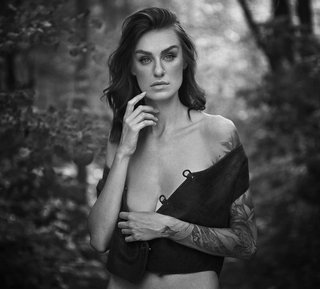 Stefanie Drew desnuda #108469584