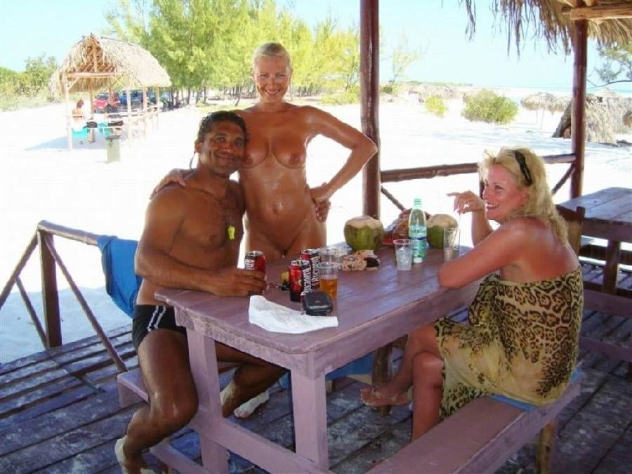 MILF et salopes 422 #94393559