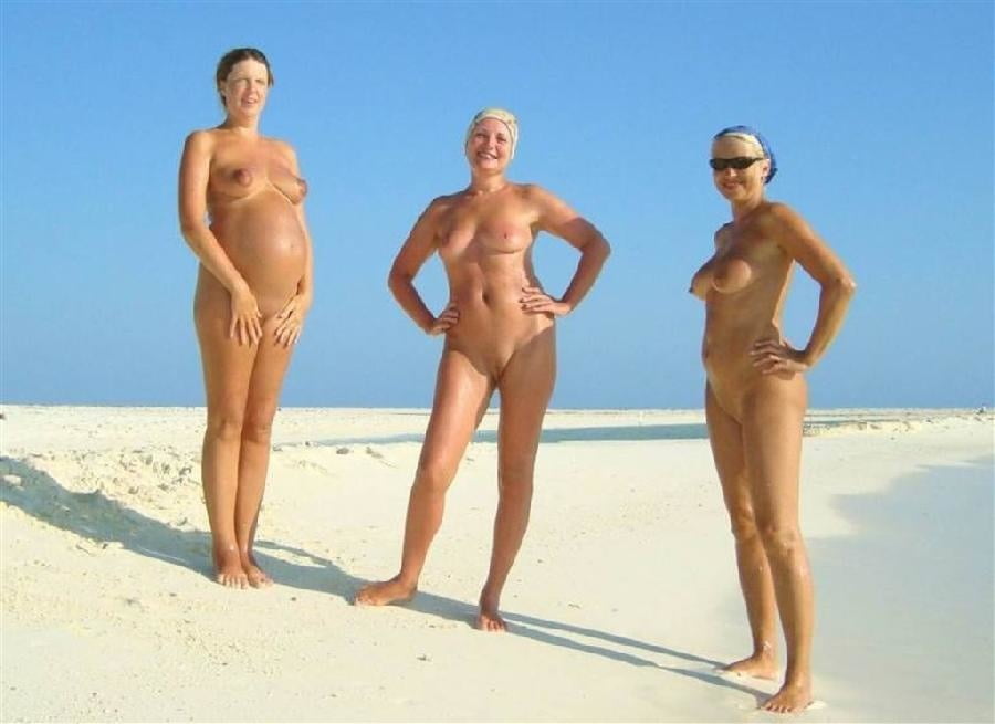MILF et salopes 422 #94393577