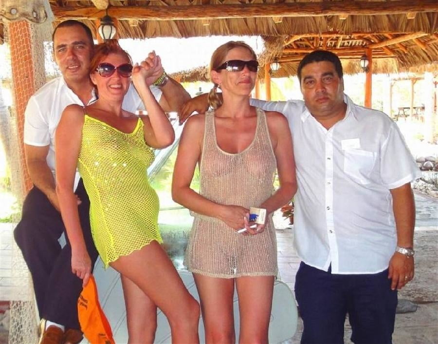 MILF et salopes 422 #94394014