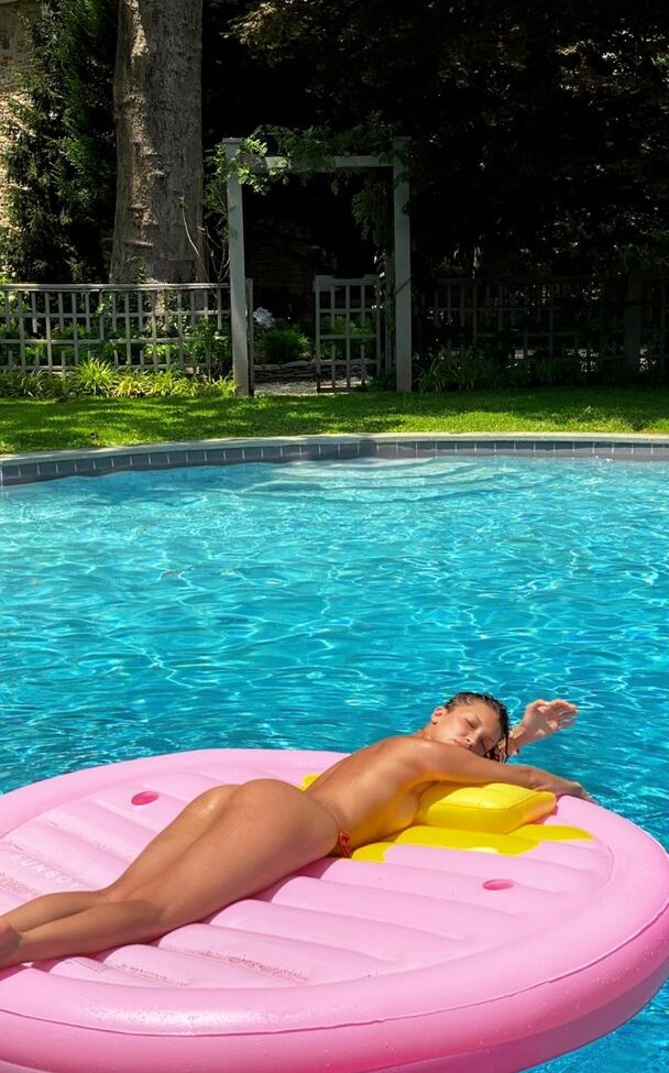 Bella Hadid desnuda #108382703