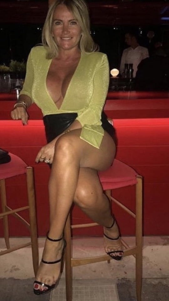 Milfs and Co. 01.03.2020 #104321112