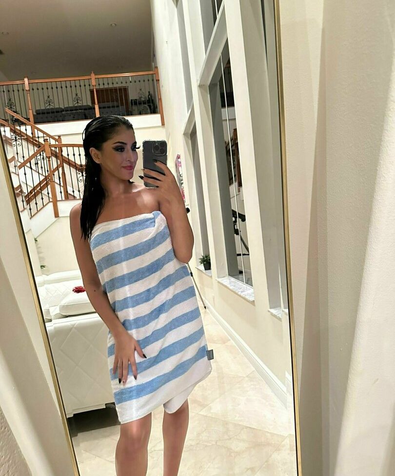 Sophia Leone nude #108624576