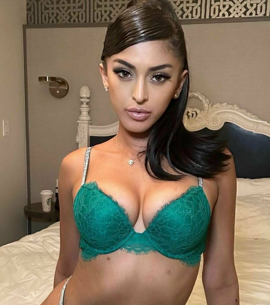 Sophia Leone nude #108624578