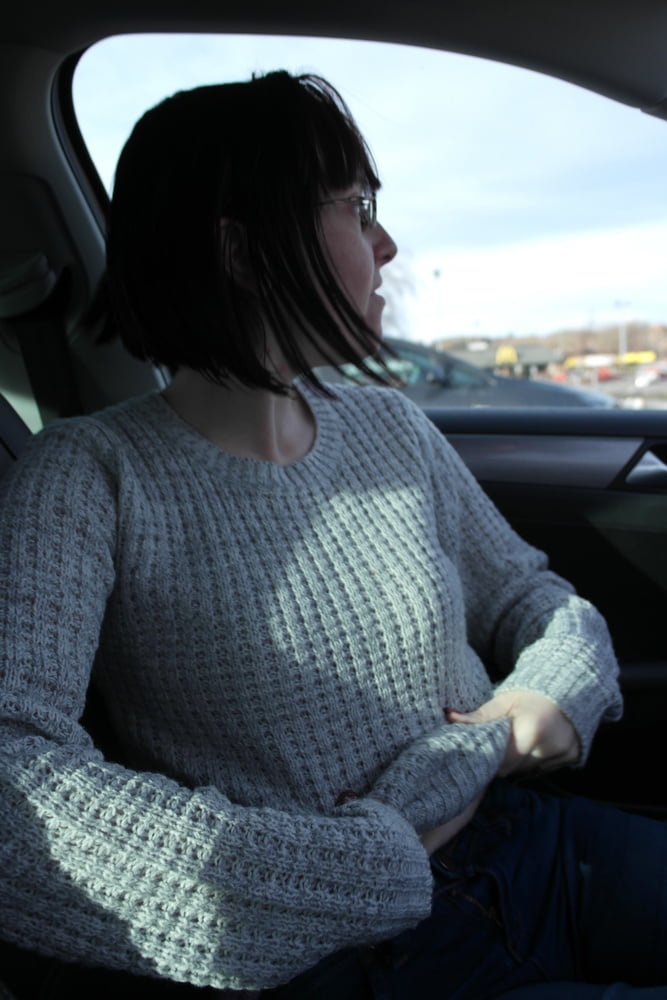 Haley flashing in barnsley car park
 #82084053