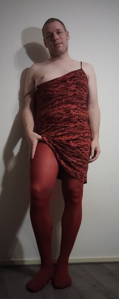 Robert hendriksen - sissy striptease "rojo" (edición corta)
 #106777856