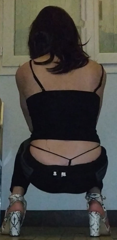 Petit debutante trav
 #89764822