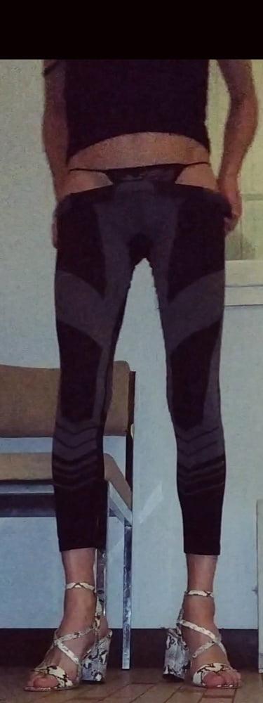 Petit debutante trav
 #89764959