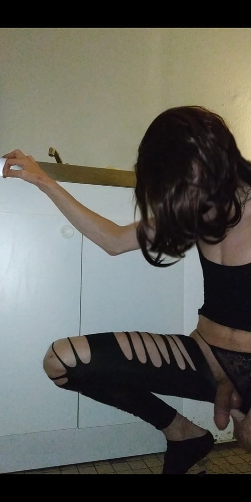 Petit debutante trav
 #89765044