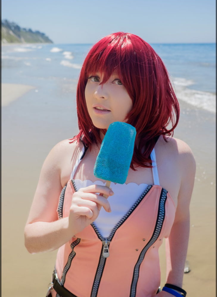 Kingdom hearts beach cosplay strip
 #91350444