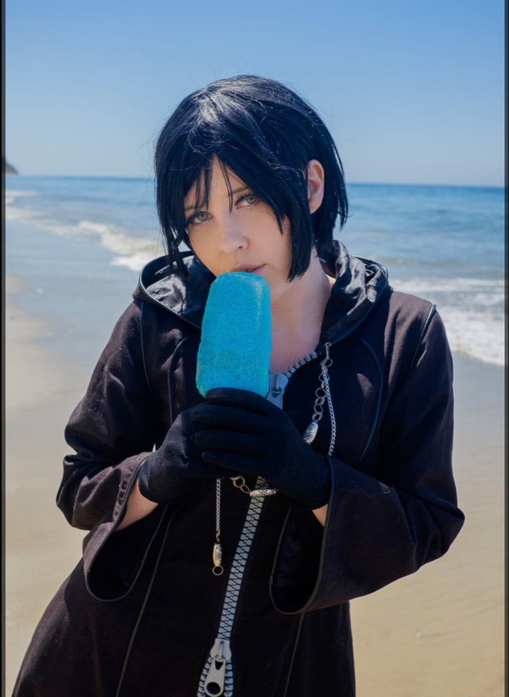 Kingdom Hearts beach cosplay strip #91350446