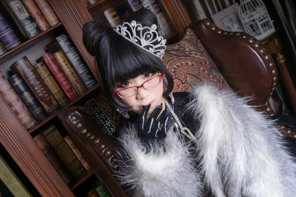 Eri Kitami in sexy abito di lattice nero
 #94073516