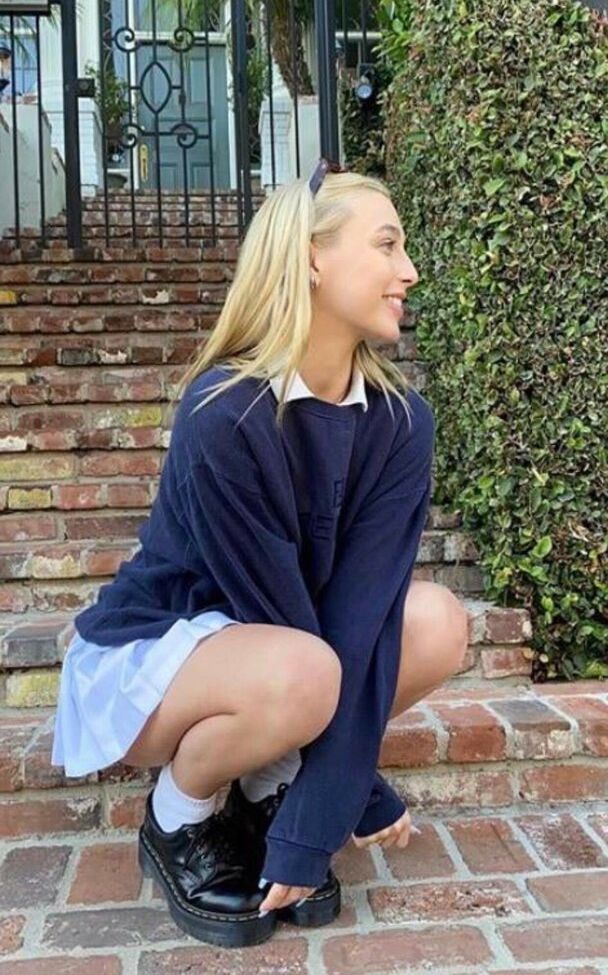 Emma Chamberlain desnuda #108607802