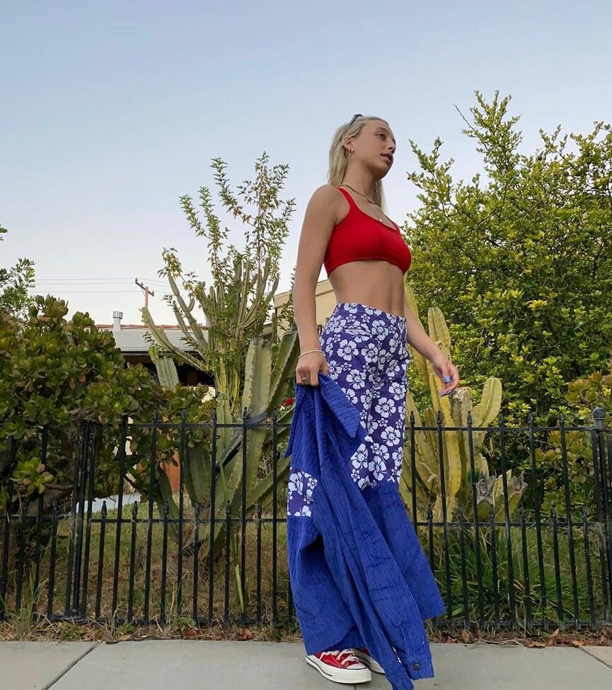 Emma Chamberlain nackt #108607902