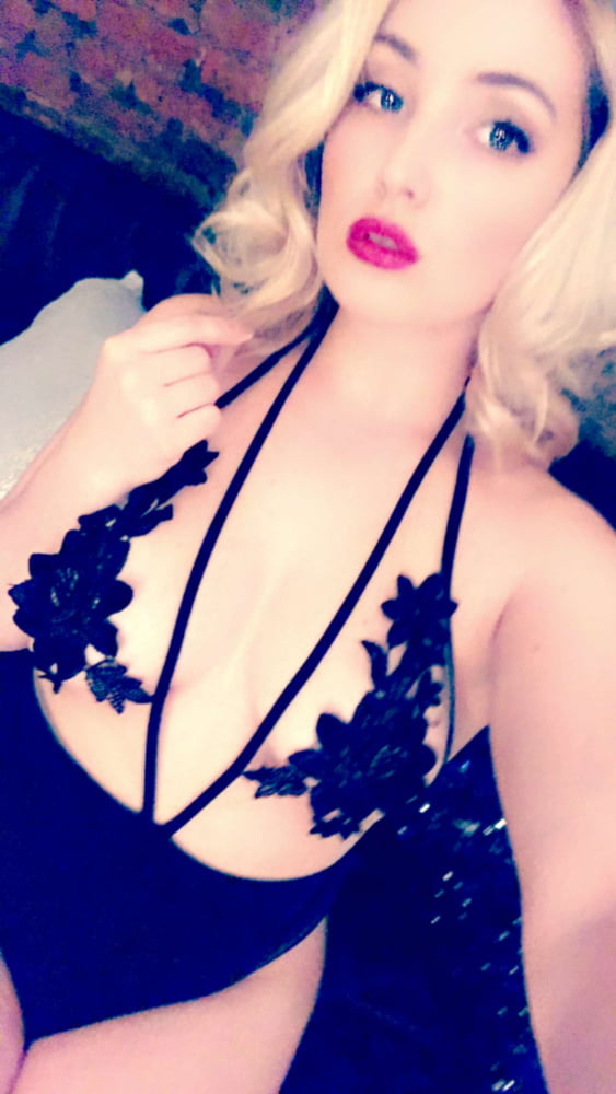 Mädchen 194
 #93869593