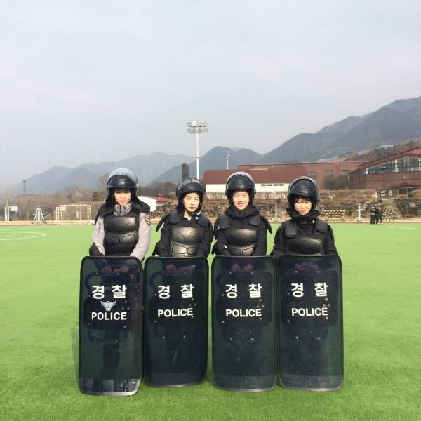 Mädchen 194
 #93869796