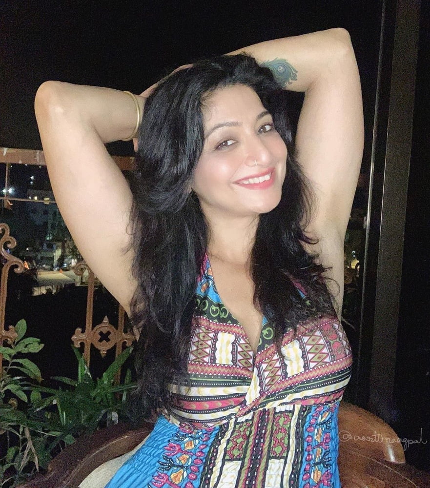Sexy Indian milf goddess
 #88989578