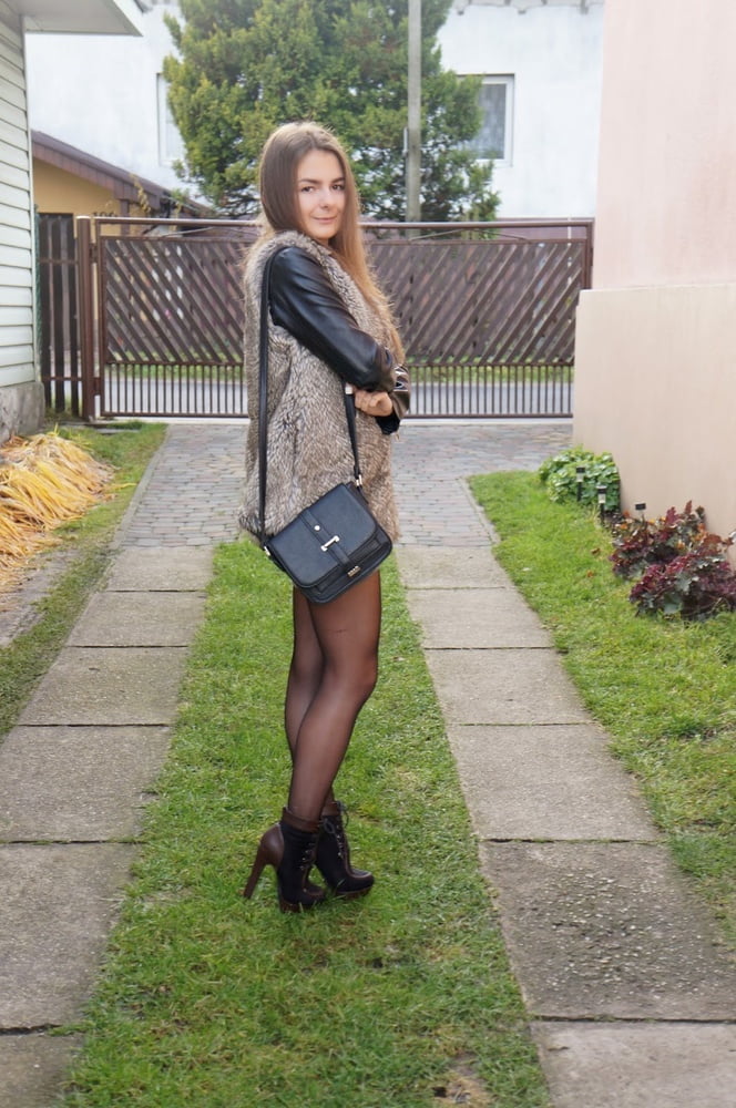 Hottie in Strumpfhosen
 #97397172
